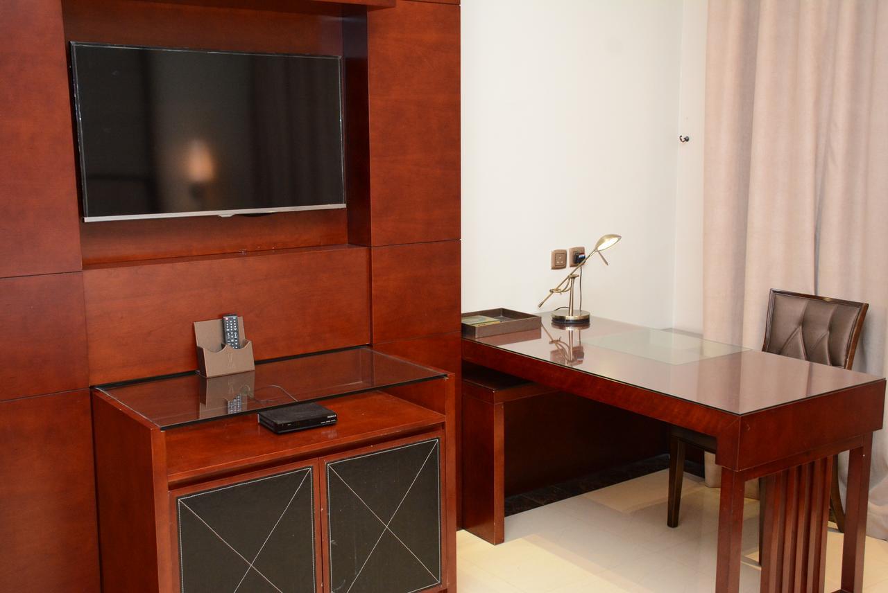 Topaz Furnished Apartments Riade Exterior foto