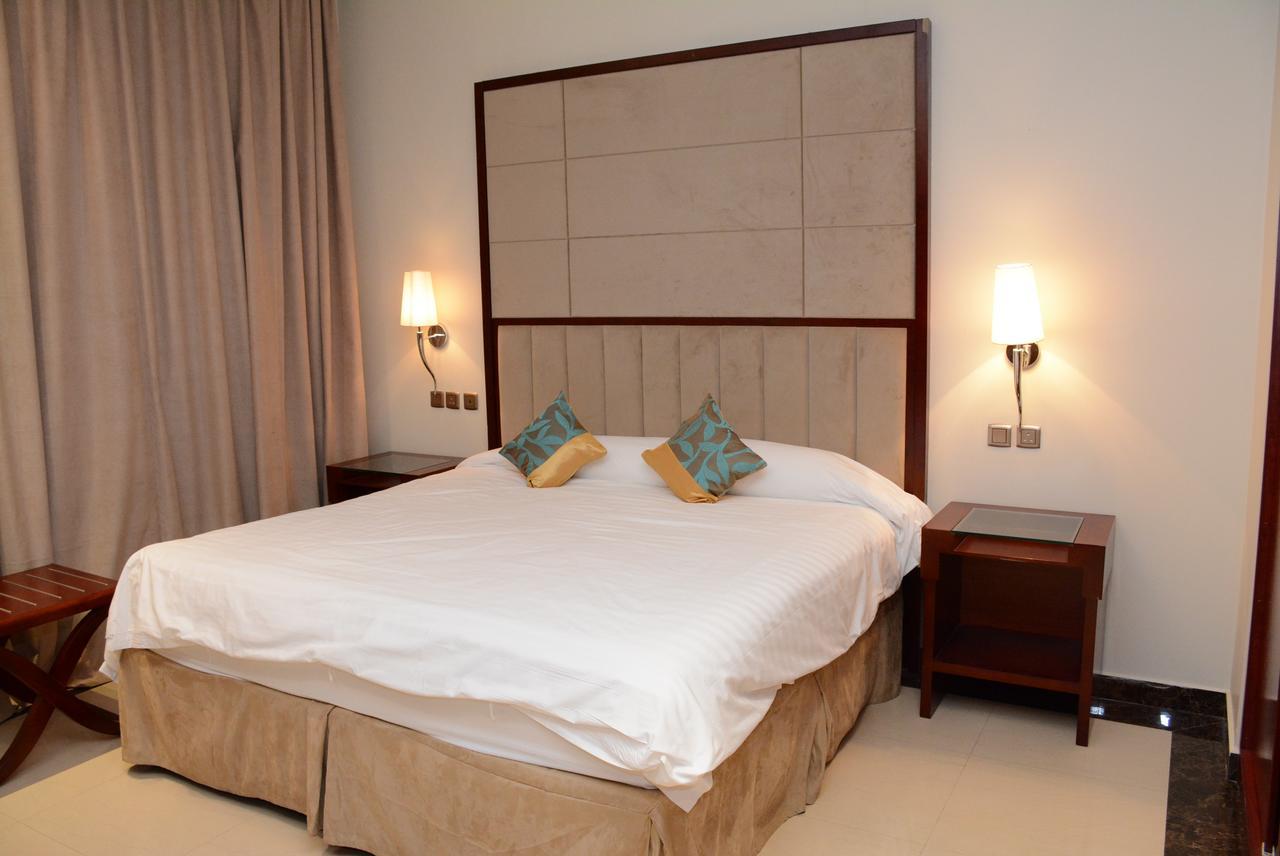 Topaz Furnished Apartments Riade Exterior foto
