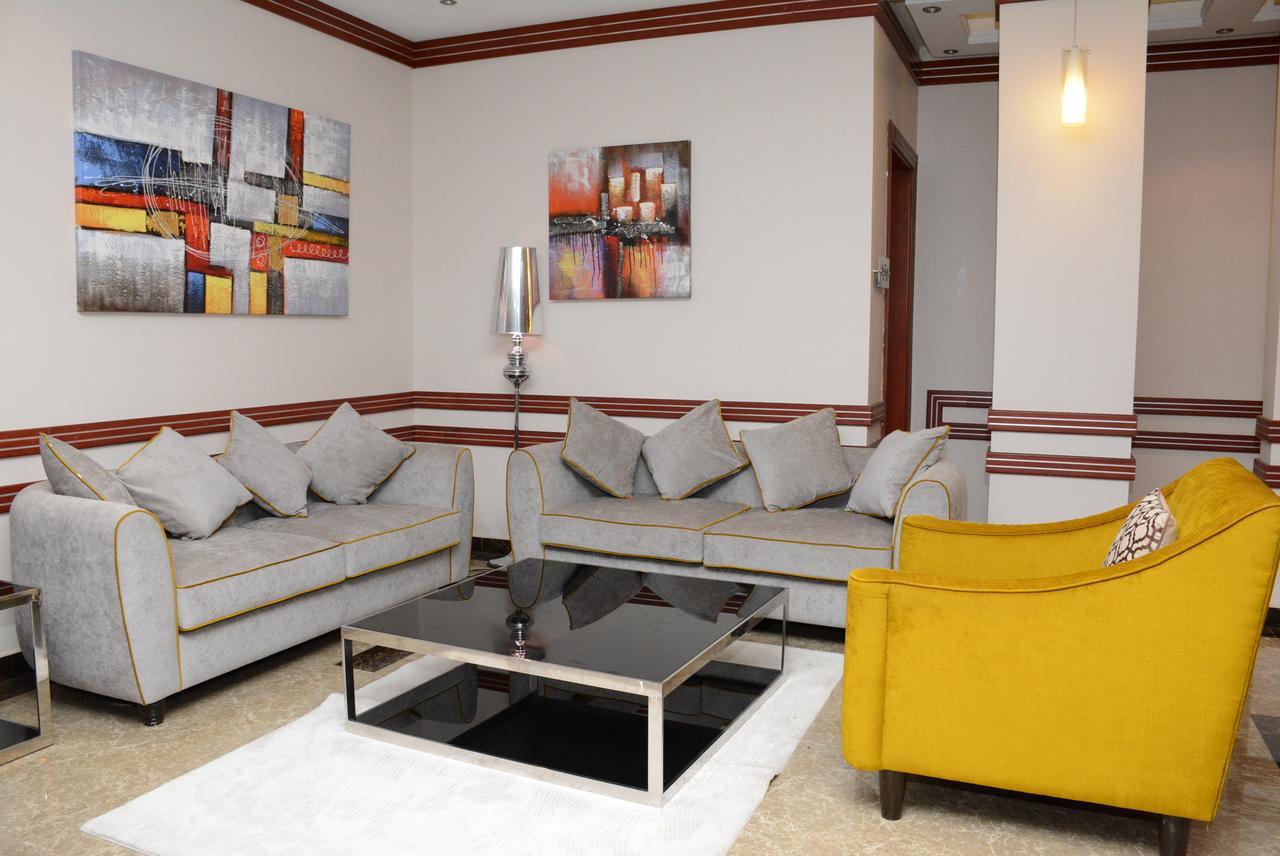 Topaz Furnished Apartments Riade Exterior foto
