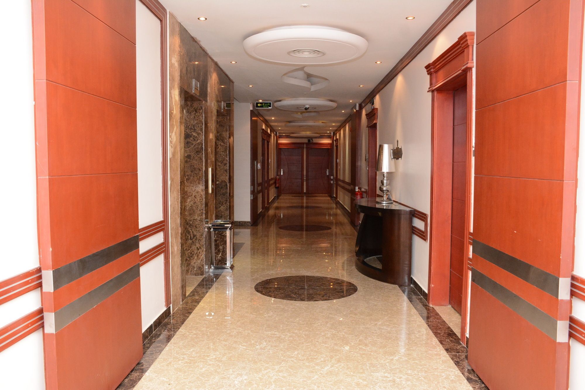 Topaz Furnished Apartments Riade Exterior foto